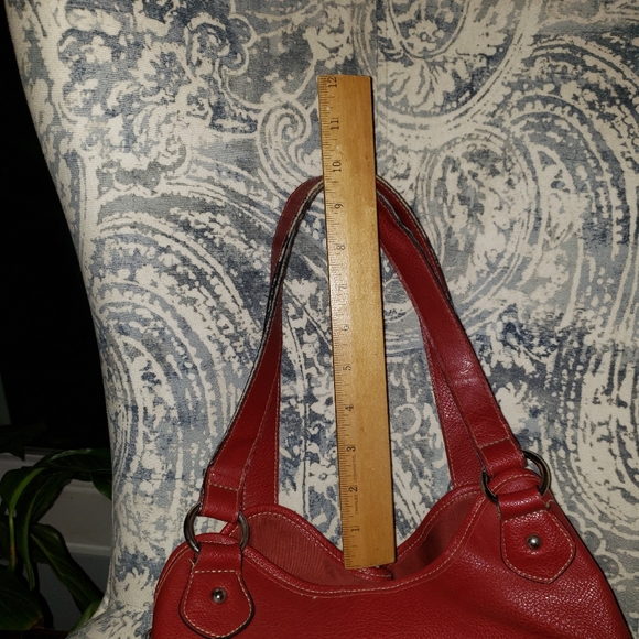 ❤️SOLD!❤️Red Leather Shoulder Purse - Picture 4 of 6